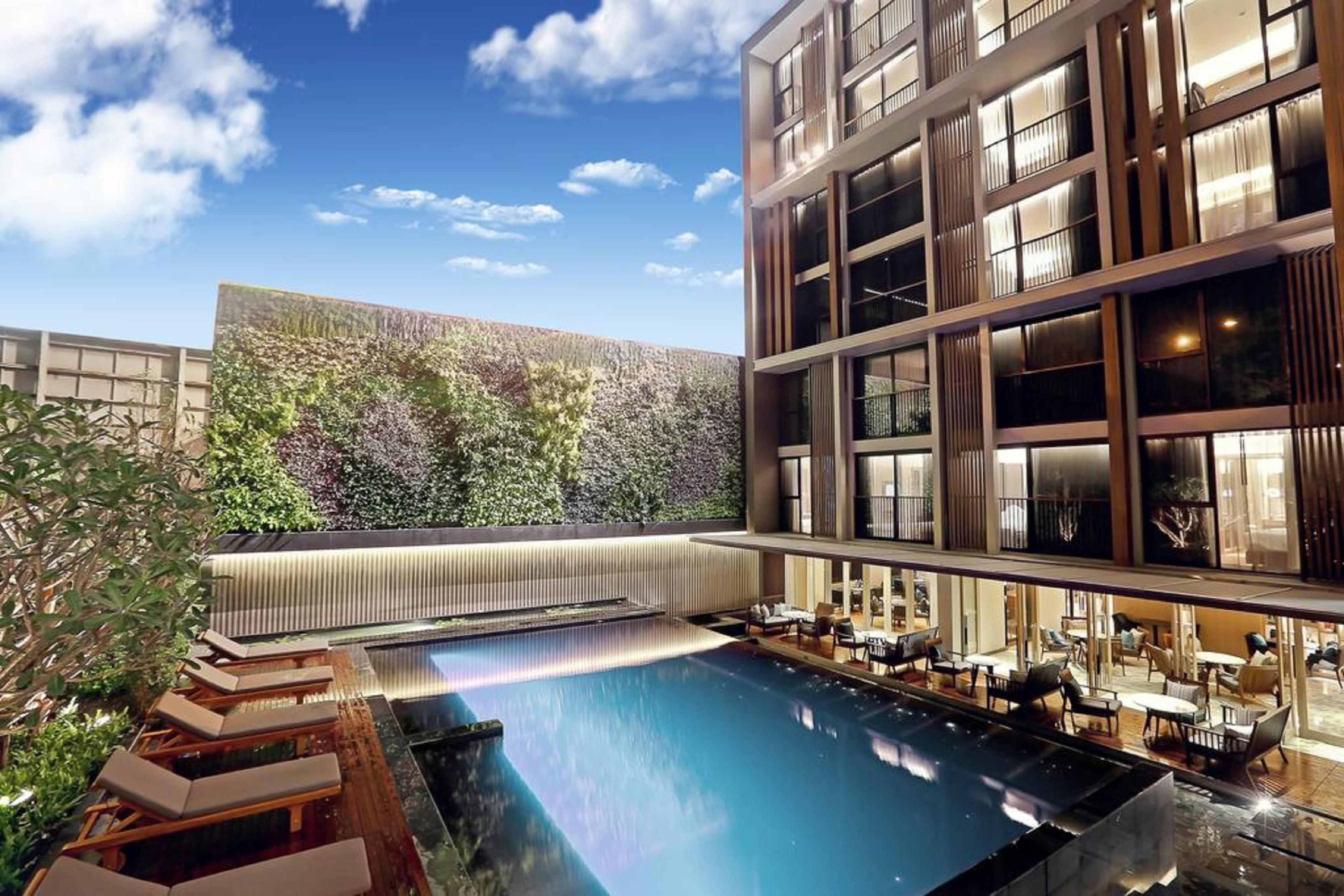 Arcadia Suites Bangkok Exterior foto