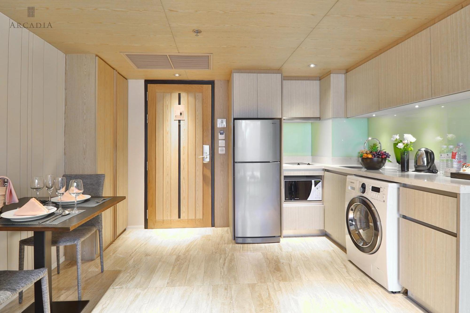 Arcadia Suites Bangkok Habitación foto