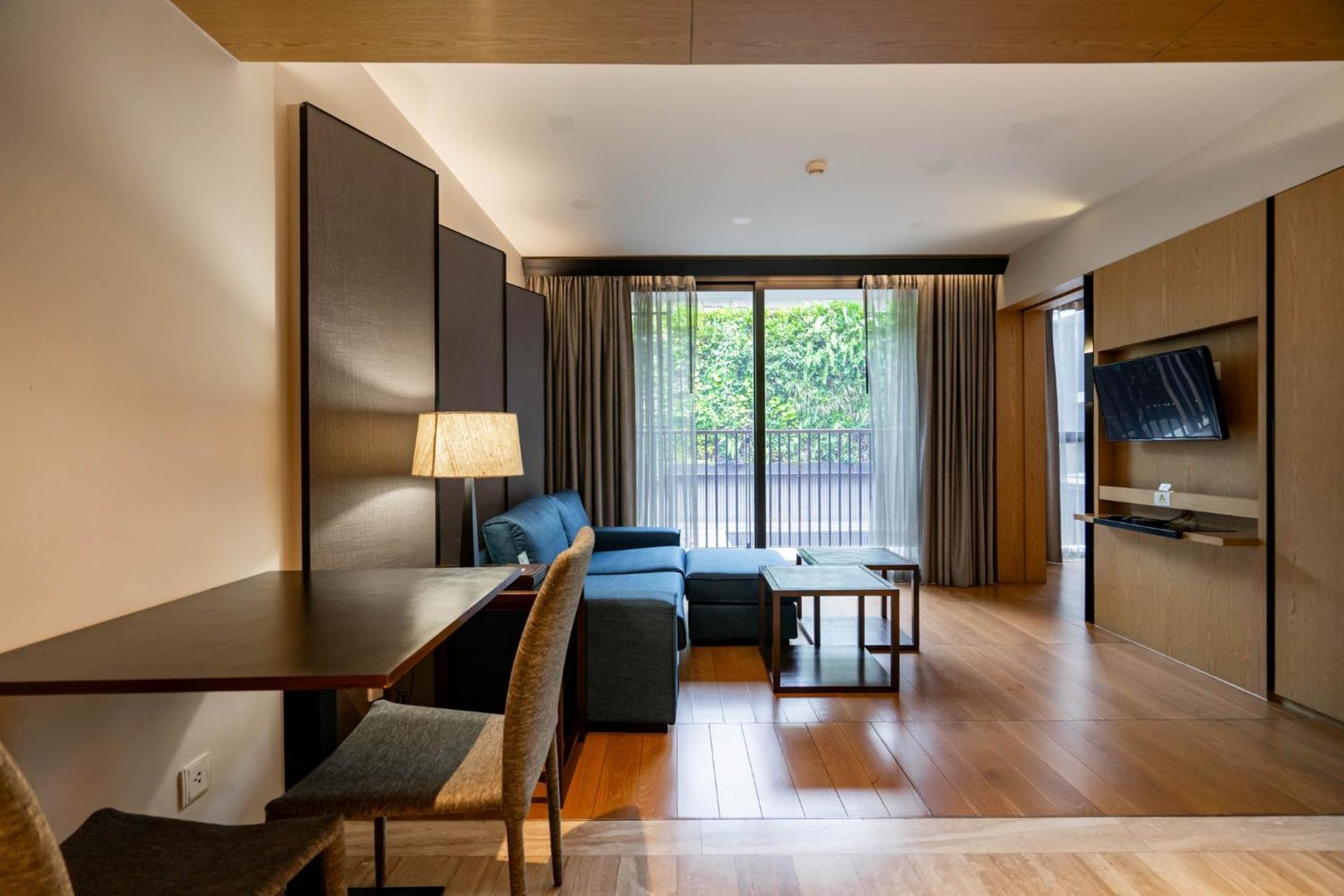 Arcadia Suites Bangkok Exterior foto