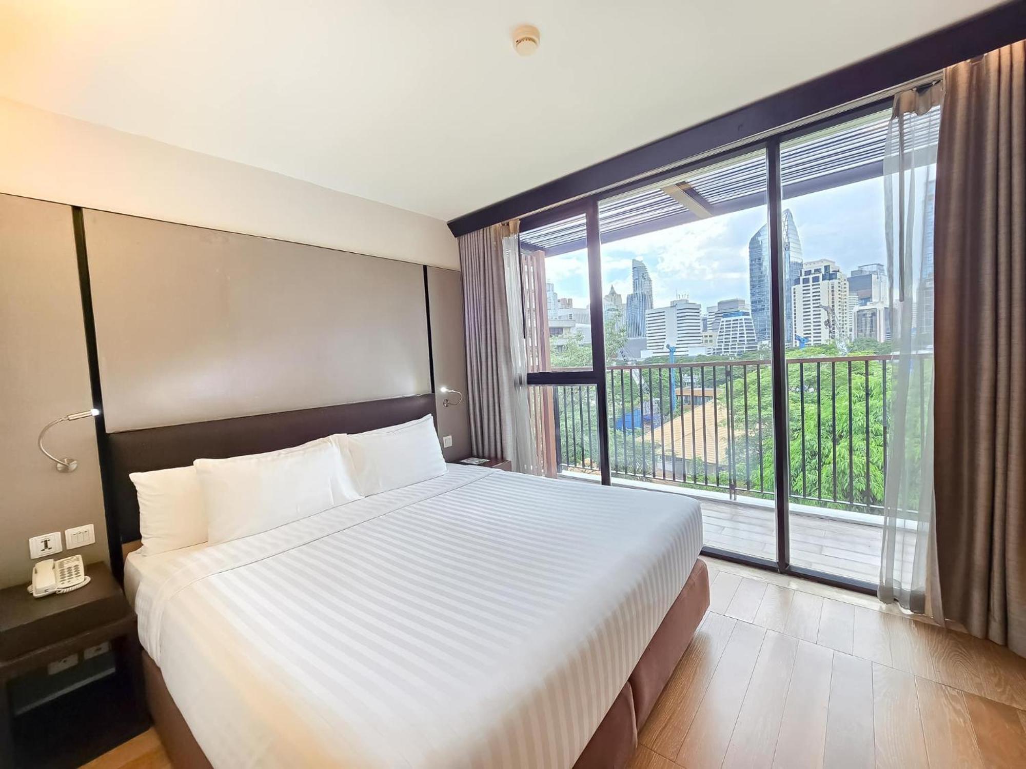 Arcadia Suites Bangkok Exterior foto