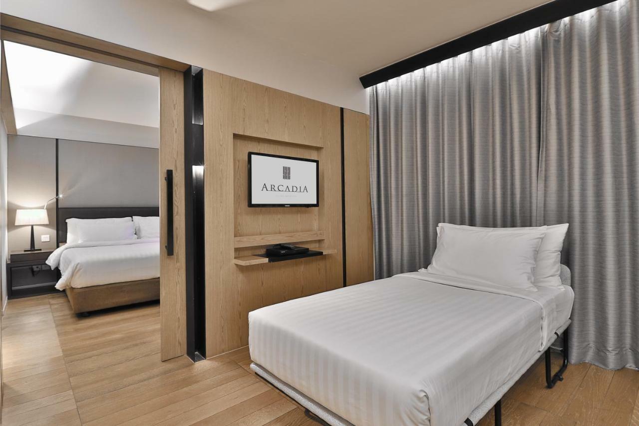 Arcadia Suites Bangkok Habitación foto